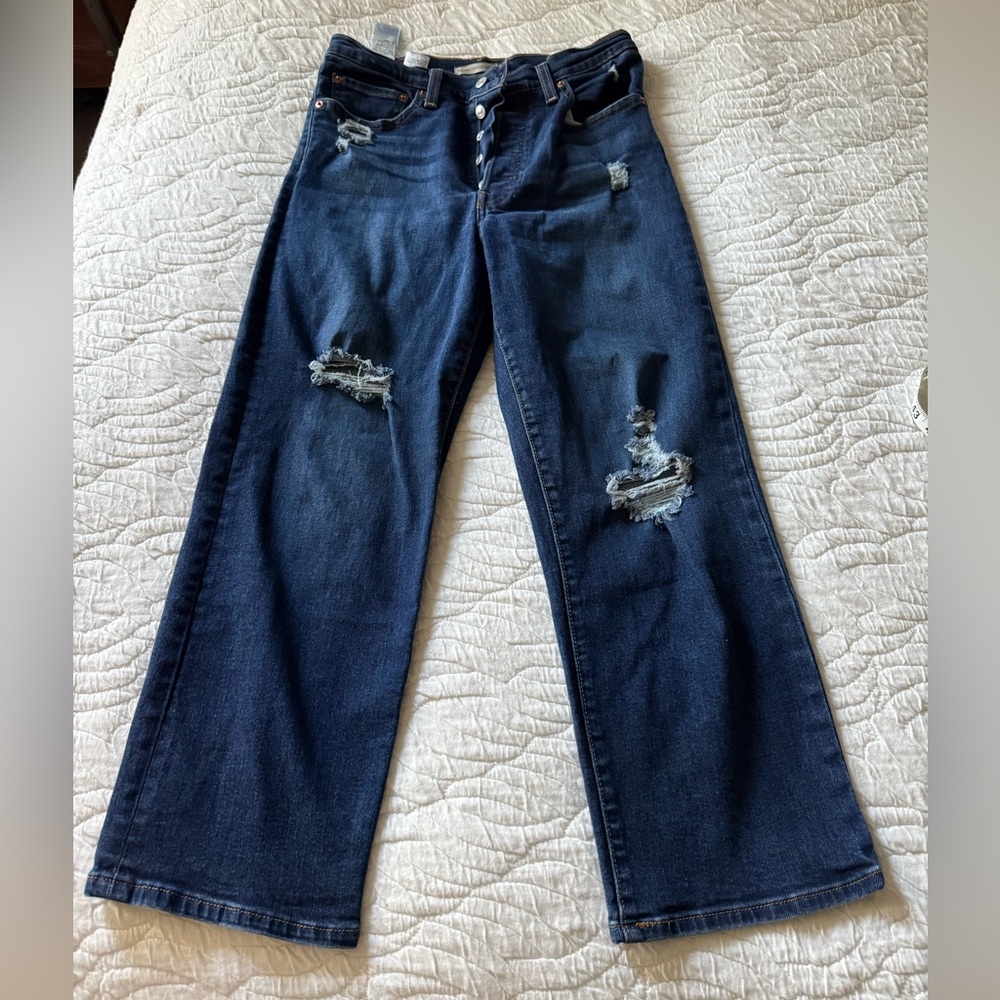 Levi’s Ribcage Straight Ankle Women's Distressed Blue Jeans